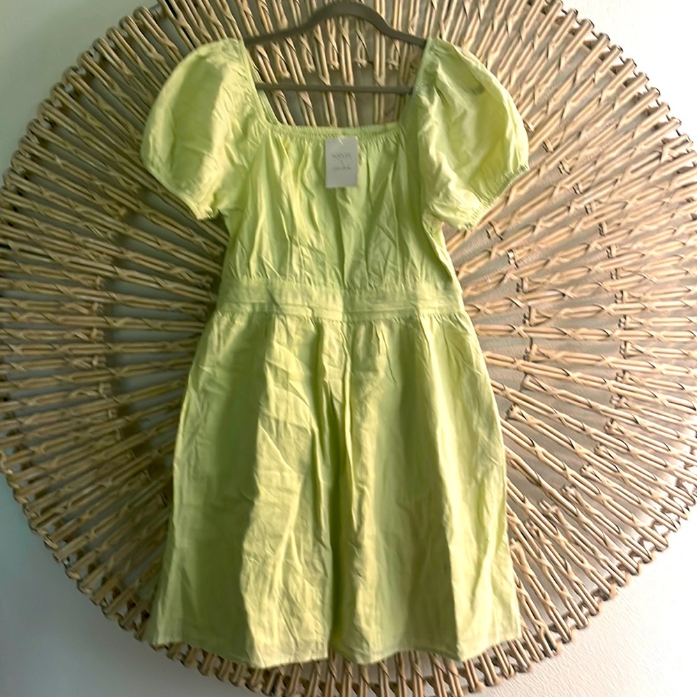 Light lime green mini/midi dress with pockets.  Boutique dress. Size med